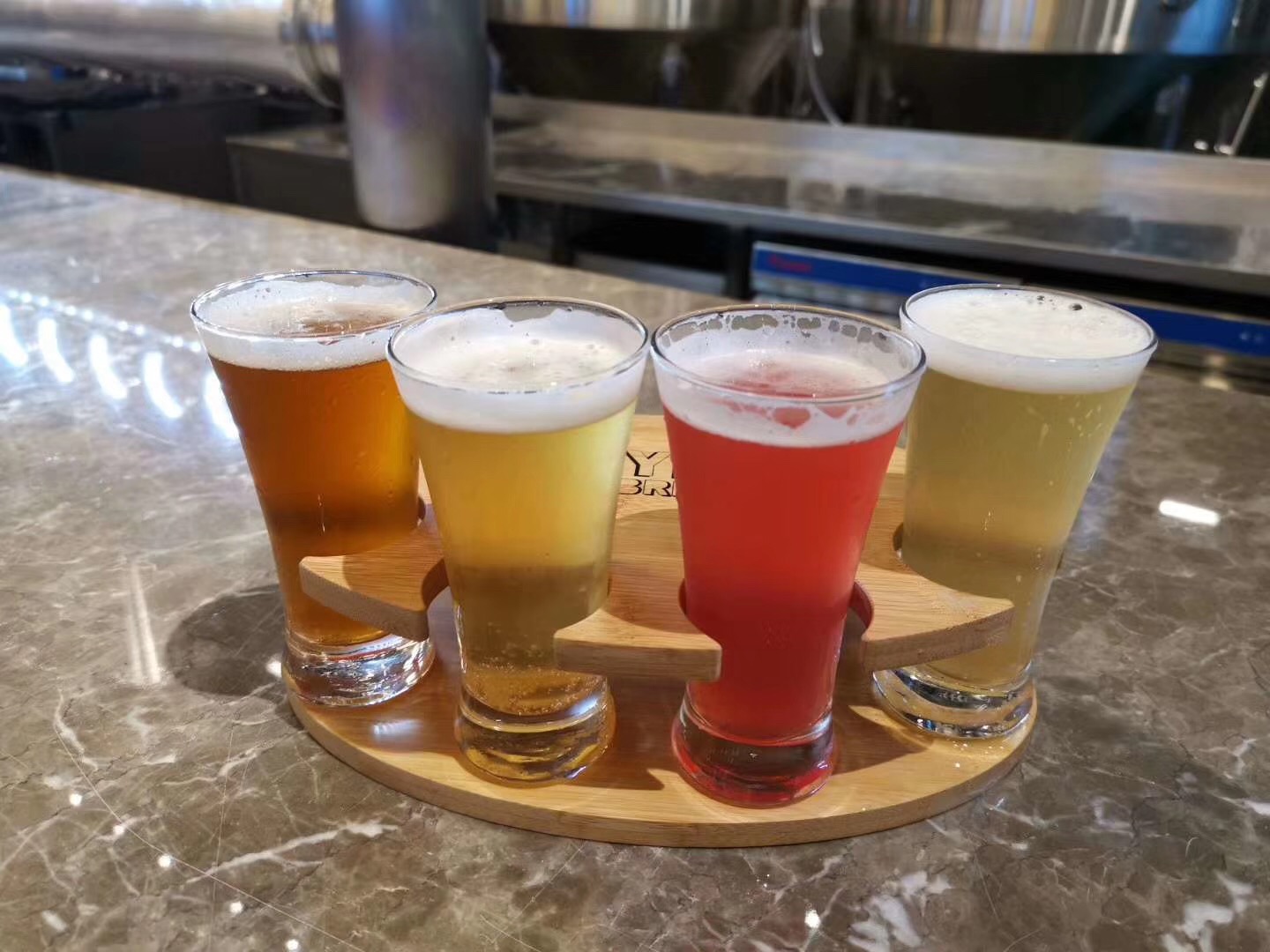 济南豪鲁精酿好博在线酿造的成品