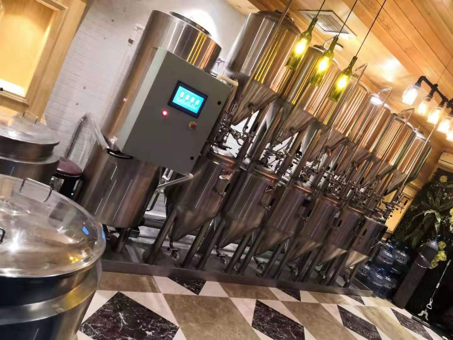 啤酒坊精酿好博在线-山东豪鲁